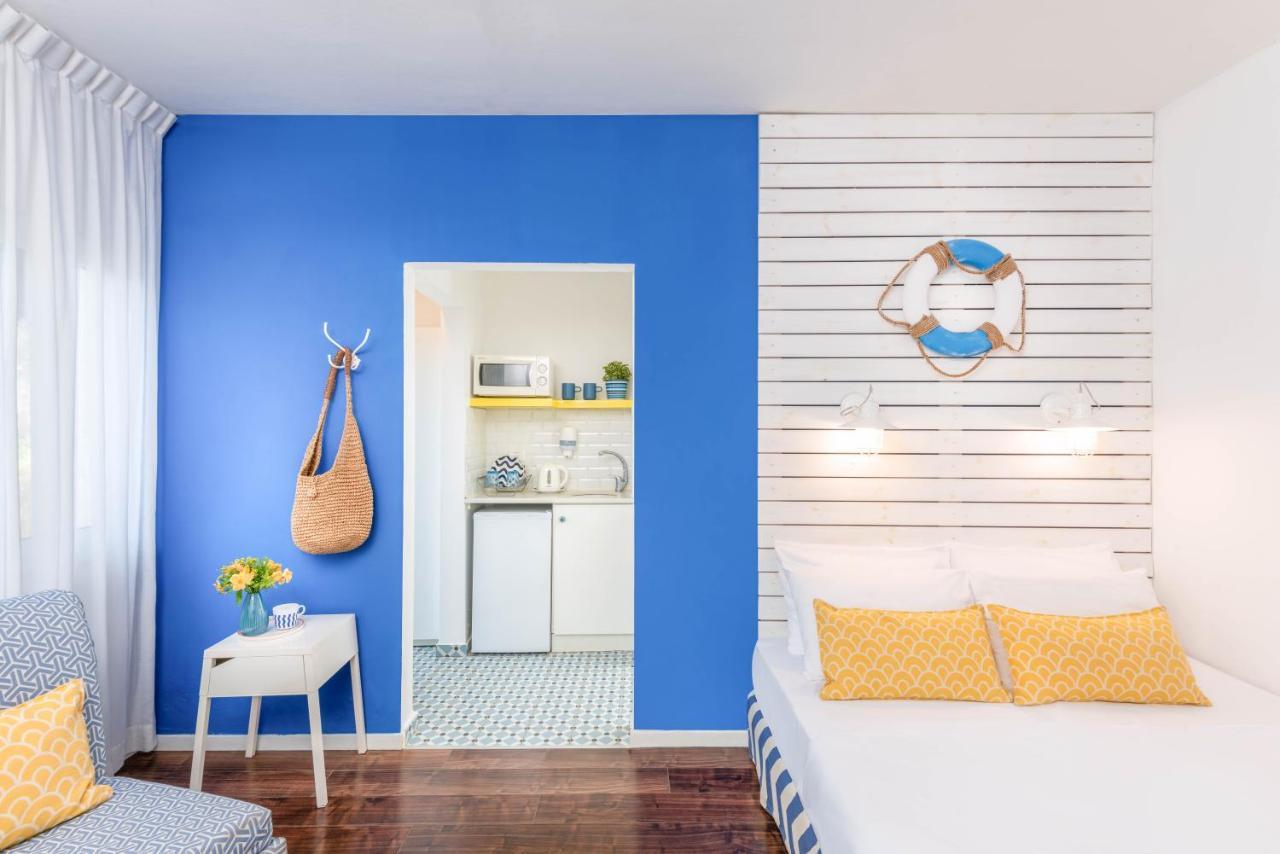 Travel Hotel Gesher Haziv Esterno foto