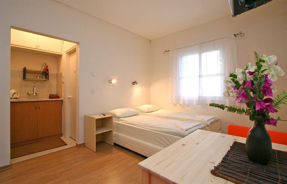Travel Hotel Gesher Haziv Esterno foto