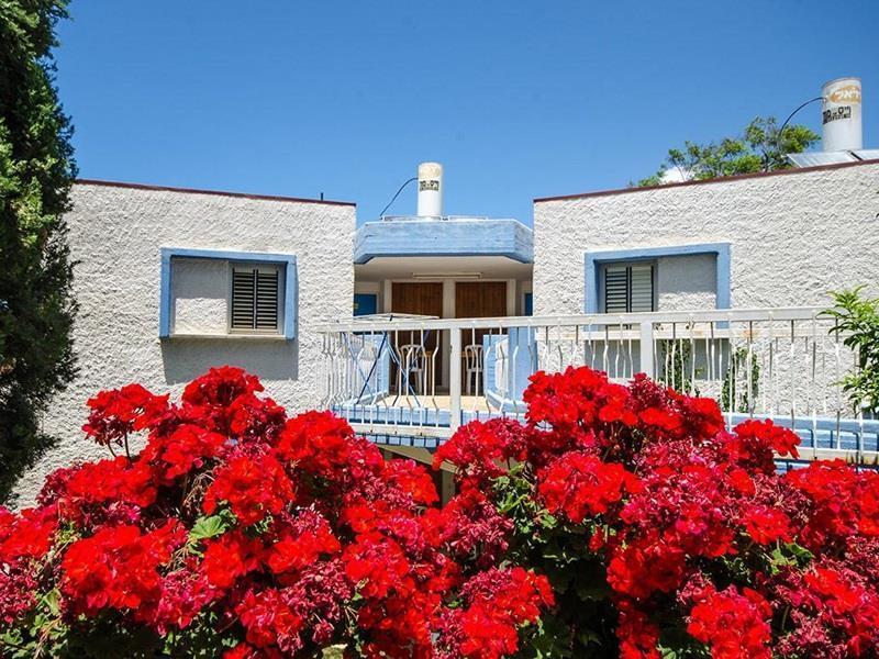 Travel Hotel Gesher Haziv Esterno foto