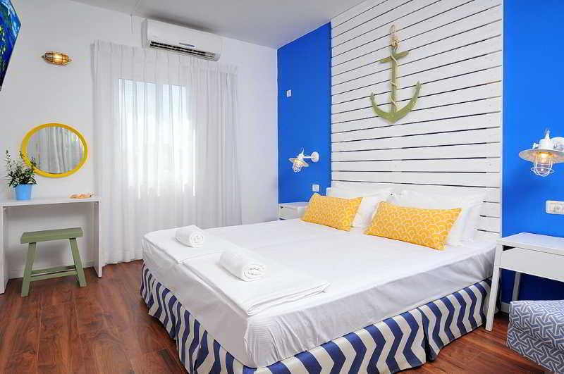 Travel Hotel Gesher Haziv Esterno foto